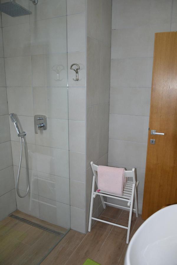 Apartments By The Sea Stara Novalja, Pag - 9396 Bilik gambar