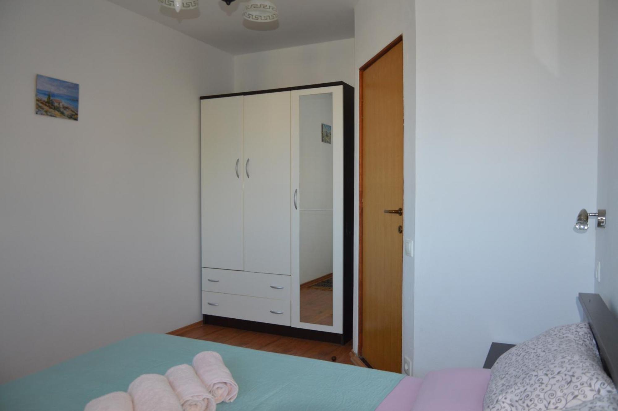 Apartments By The Sea Stara Novalja, Pag - 9396 Bilik gambar